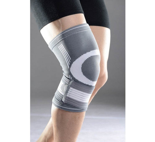 LiveUp Sports Knee Sleeve - NZ Muscle
